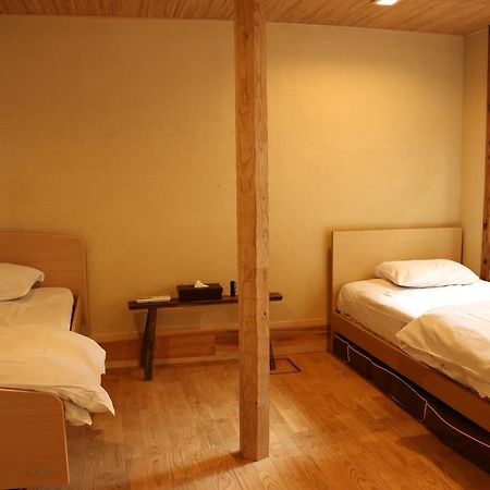 Hibari Hostel Kiotó Kültér fotó